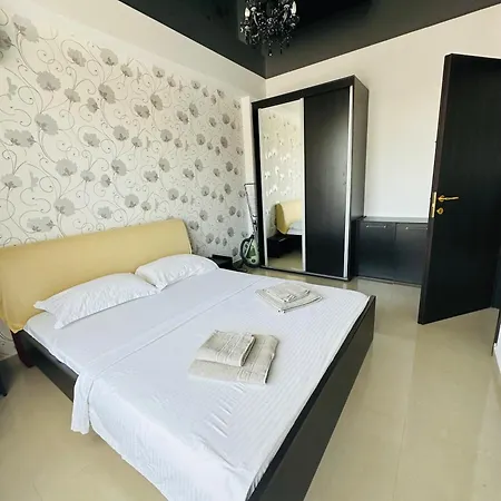 Summerland Tower Διαμέρισμα